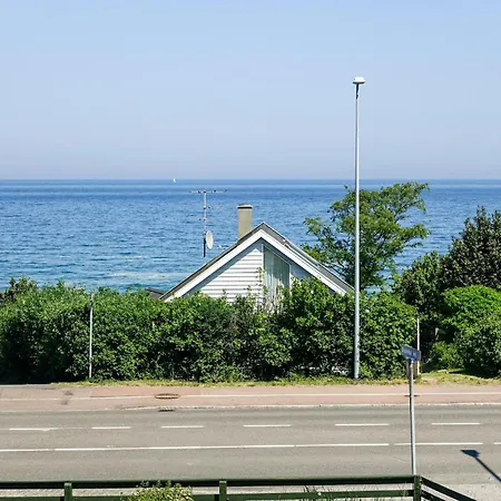 2 Bedroom Pet Friendly In Semesterbostad Allinge-Sandvig