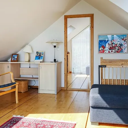 2 Bedroom Pet Friendly In *