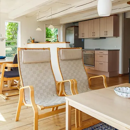 2 Bedroom Pet Friendly In Prázdninový dům Allinge-Sandvig