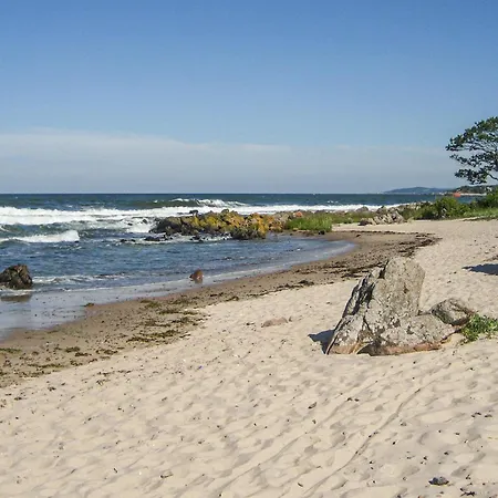 Dom wakacyjny 2 Bedroom Pet Friendly In Allinge-Sandvig