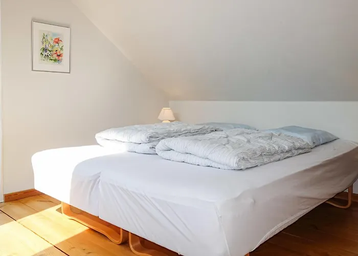 2 Bedroom Pet Friendly In