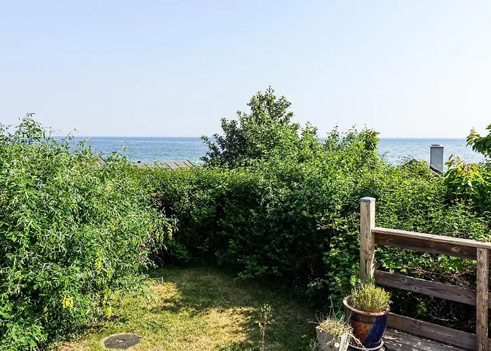 2 Bedroom Pet Friendly In *